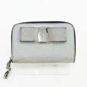 Salvatore Ferragamo Villa Zippy Wallet Silver